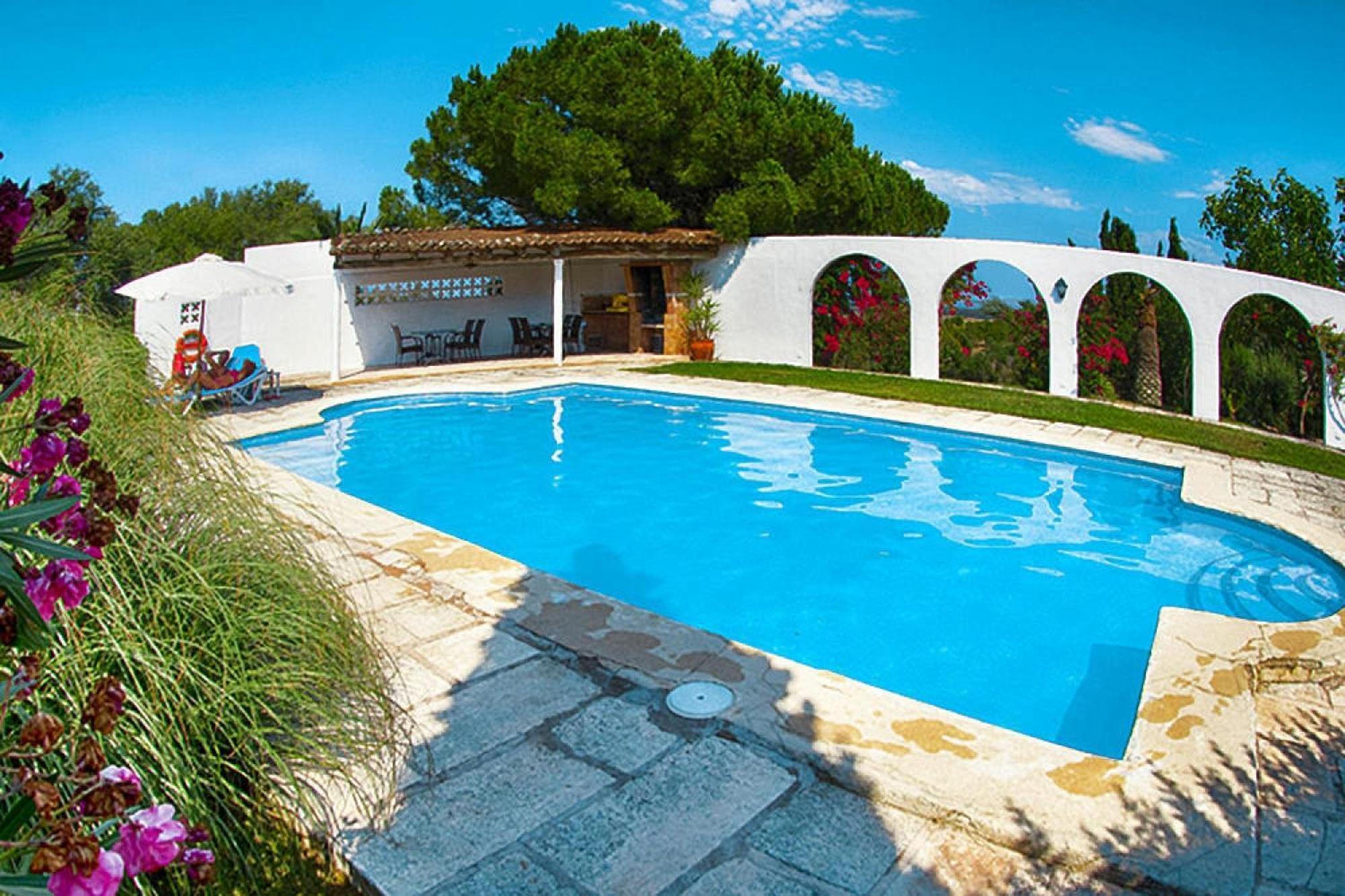 Vakantiehuis Holiday In With Barbecue Santa Margalida