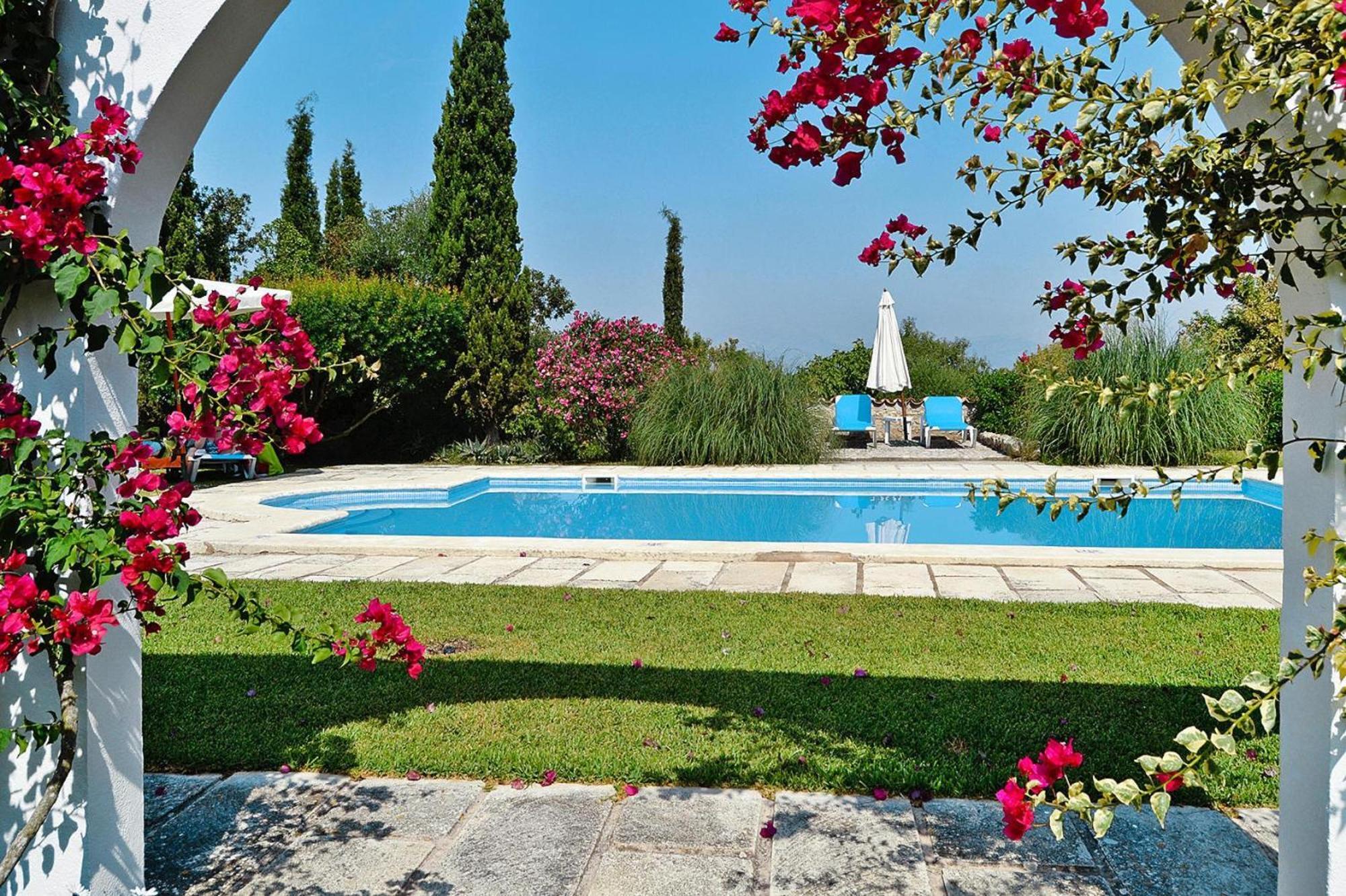 Holiday In With Barbecue Vakantiehuis